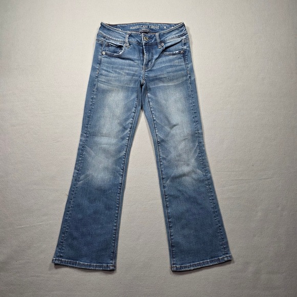 American Eagle Outfitters Denim - American Eagle Boot Cut Low Rise Super Stretch Medium Wash Jeans - Size 00